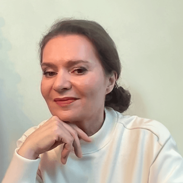 Mariele Weber headshot