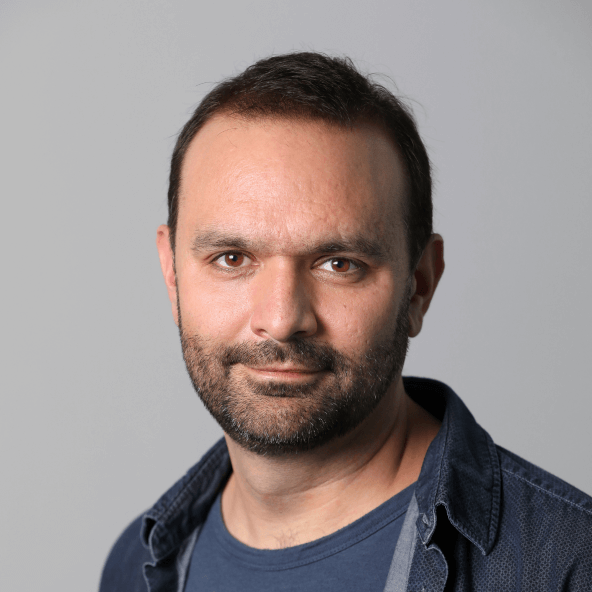 Adam Somlai-Fischer headshot